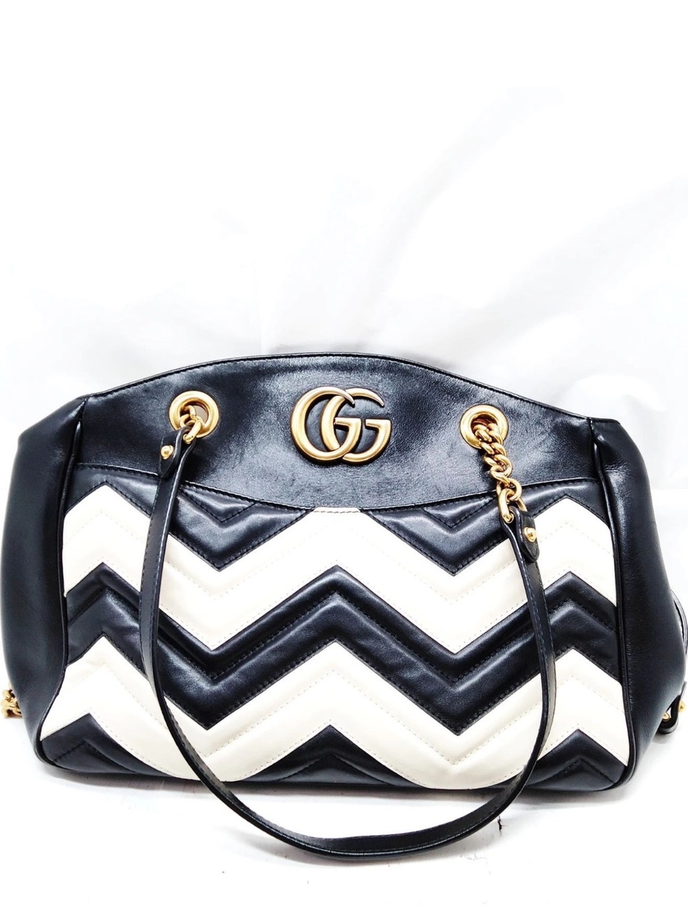 Gucci Marmont Chevron Leather Shoulder Tote Bag – Black & White